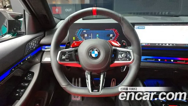 BMW M5 G90 — Фото автомобиля 13