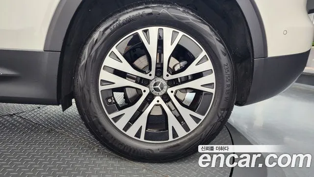 Mercedes-Benz GLB-Class — Фото автомобиля 21