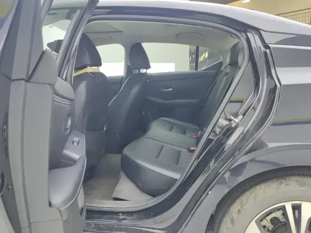 Nissan Sylphy 2022 1.6L XL CVT Delight Edition — Фото автомобиля 11