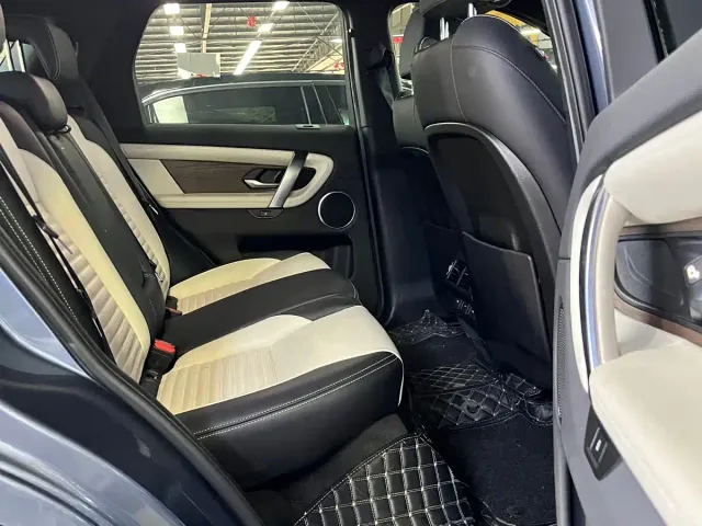 Land Rover Discovery Sport — Фото автомобиля 9