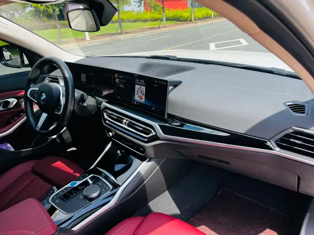 BMW i3 — Фото автомобиля 5