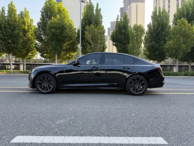Cadillac CT5 — Фото автомобиля 4