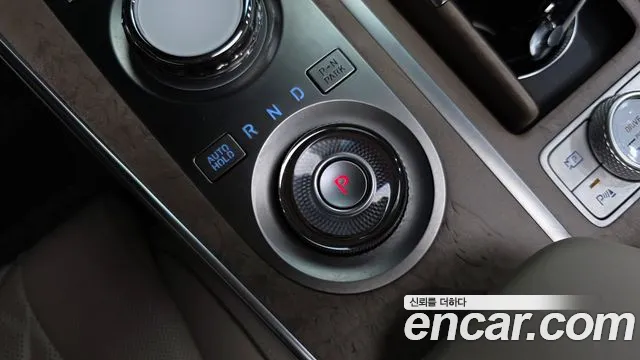 Genesis GV80 — Фото автомобиля 9