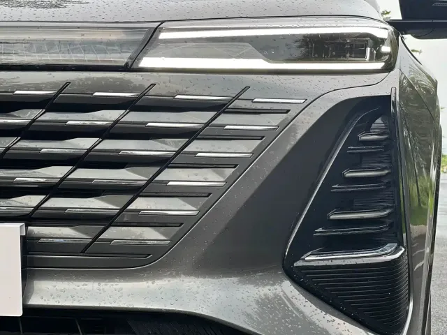 Changan CS75 Plus — Фото автомобиля 2