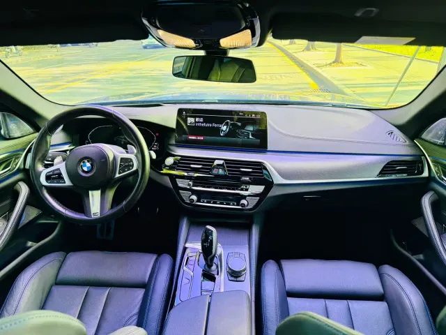 BMW 5 Series — Фото автомобиля 5