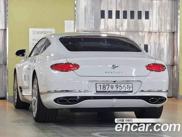 Bentley Continental — Фото автомобиля 5