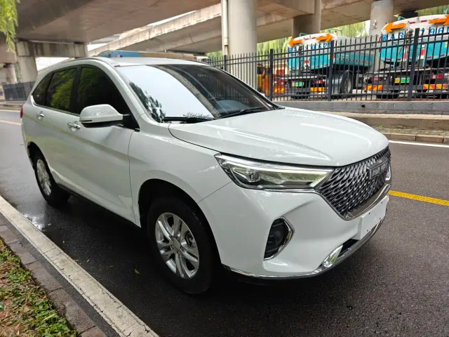 Haval M6 — Фото автомобиля 2