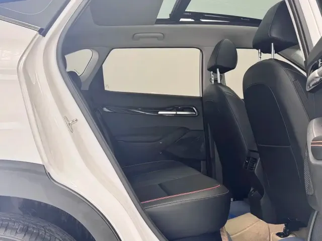 Kia Seltos — Фото автомобиля 10