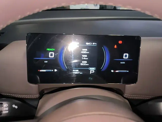 Wuling Starlight 730 — Фото автомобиля 11