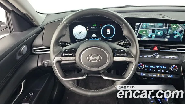 Hyundai Avante CN7 — Фото автомобиля 12