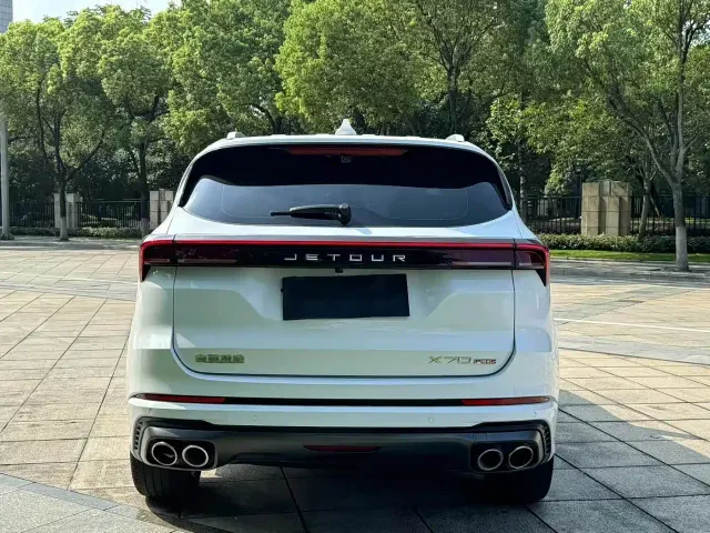 Jetour X70 Plus — Фото автомобиля 8