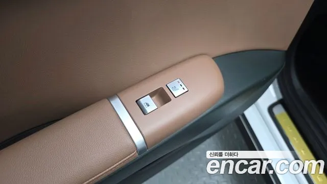 Hyundai Grandeur GN7 — Фото автомобиля 25