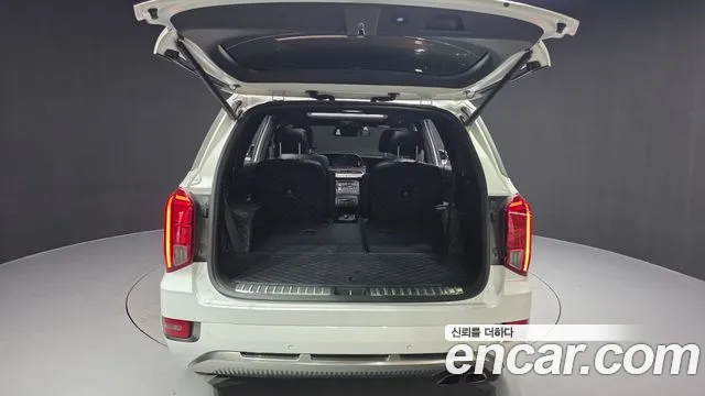 Hyundai Palisade Palisade Дизель 2.2 2WD — Фото автомобиля 20