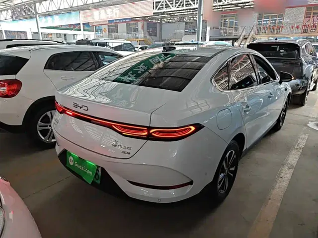 BYD Qin PLUS — Фото автомобиля 6