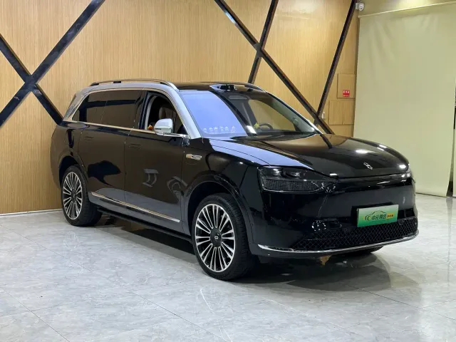 Aito M9 — Фото автомобиля 3