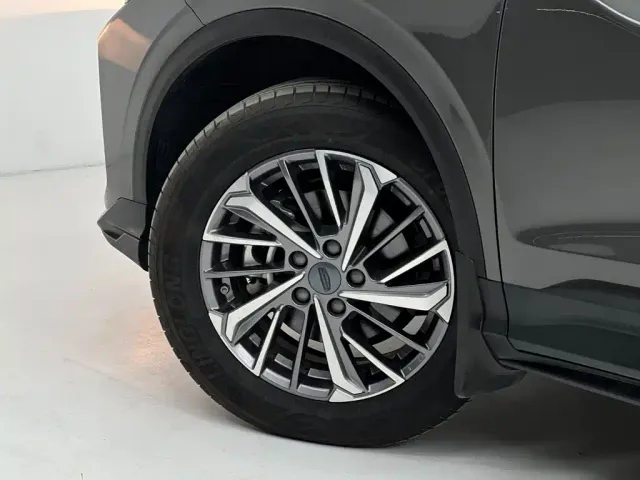 Geely Binyue — Фото автомобиля 24