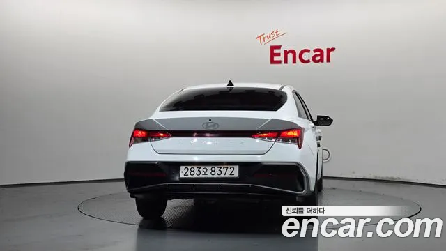 Hyundai Avante CN7 — Фото автомобиля 4