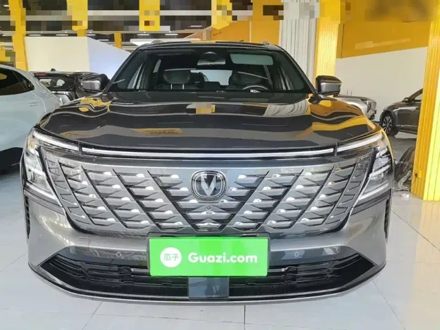 Changan CS75 Plus — Фото автомобиля 2
