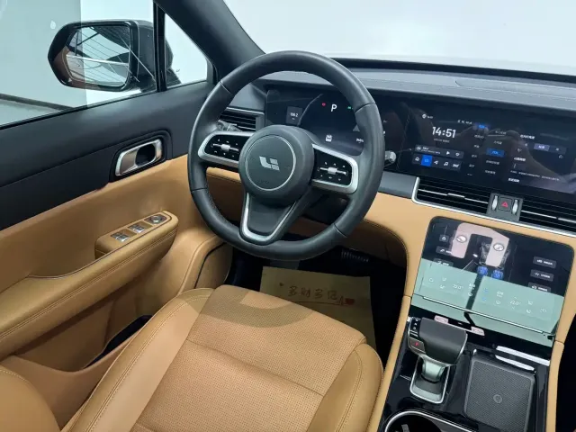 Li Auto Li ONE 2021 Extended Range 6-Seater — Фото автомобиля 16
