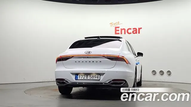 Hyundai Grandeur (New) Hybrid — Фото автомобиля 4