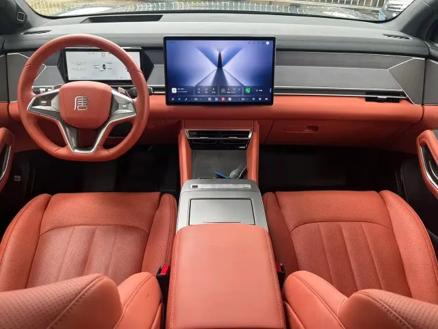 BYD Tang L — Фото автомобиля 7