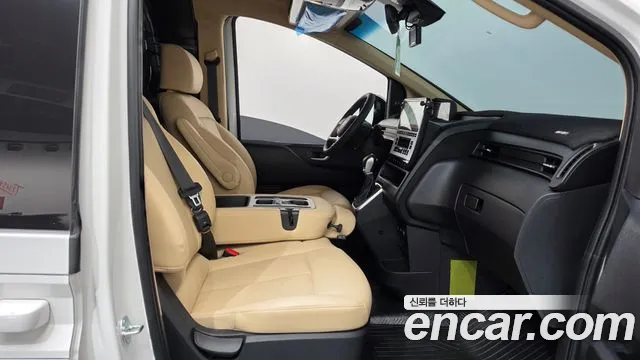 Hyundai Staria — Фото автомобиля 16