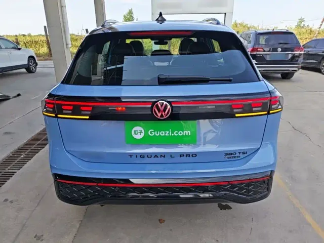 Volkswagen Tiguan L — Фото автомобиля 5