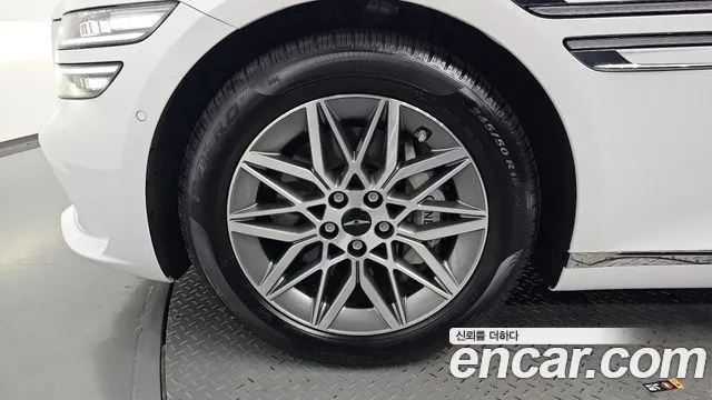 Genesis G80 RG3 — Фото автомобиля 5