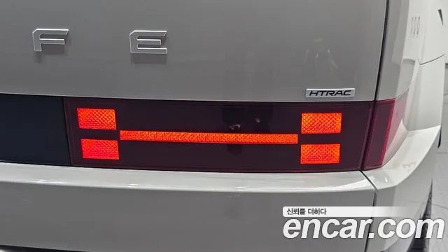 Hyundai Santa Fe MX5 — Фото автомобиля 8