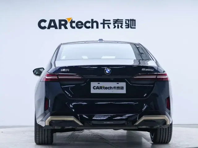 BMW 5 Series — Фото автомобиля 4
