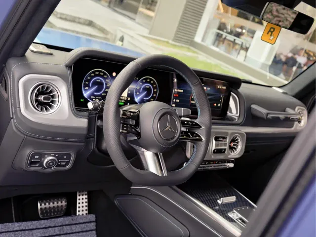 Mercedes-Benz G-Class — Фото автомобиля 10