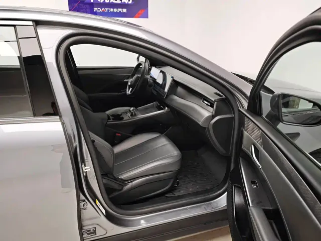 BYD Qin PLUS — Фото автомобиля 10
