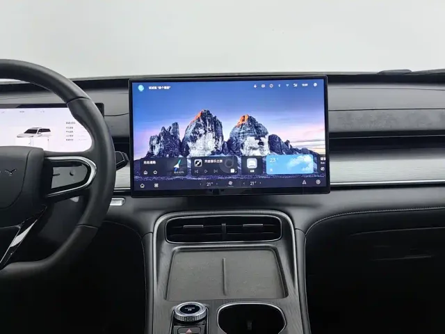 Chery Tiggo 8 PLUS — Фото автомобиля 12