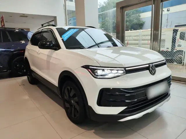 Volkswagen Tharu — Фото автомобиля 3