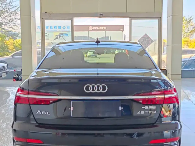 Audi A6L — Фото автомобиля 8