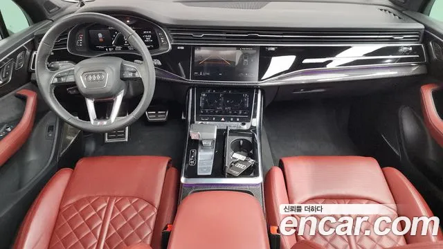 Audi SQ7 — Фото автомобиля 7