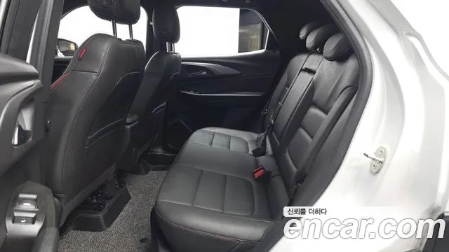 Chevrolet Trailblazer — Фото автомобиля 16
