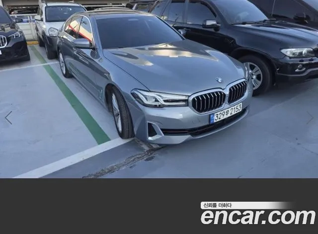 BMW 5 Series G30 — Фото автомобиля 2
