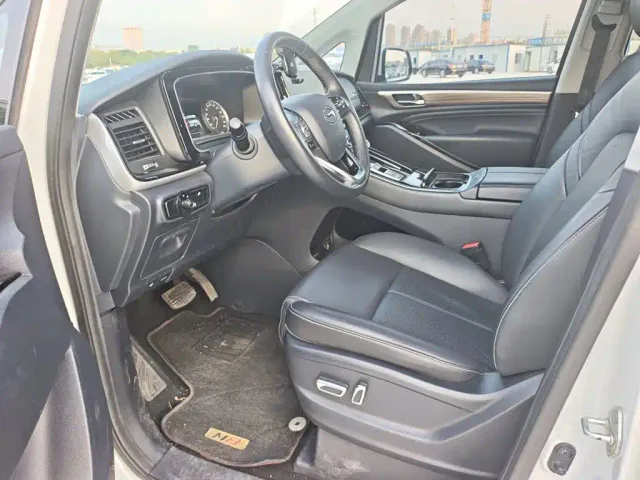GAC Trumpchi M8 — Фото автомобиля 7