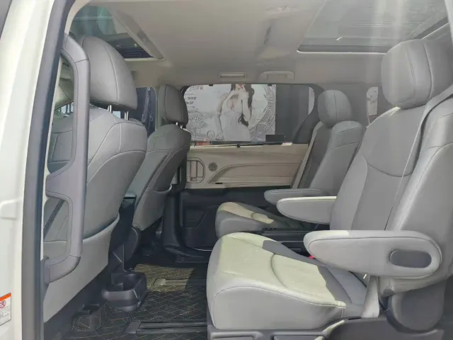 Toyota Granvia — Фото автомобиля 5