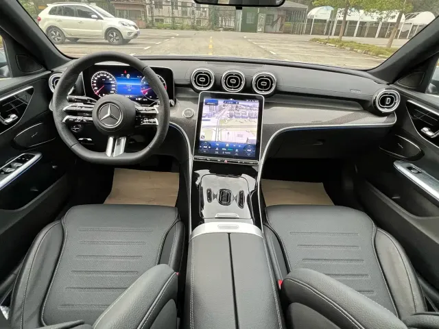 Mercedes-Benz C-Class — Фото автомобиля 11