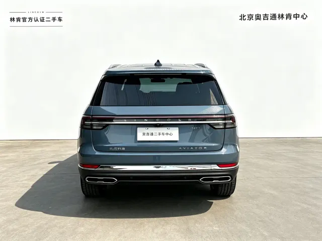 Lincoln Aviator — Фото автомобиля 4