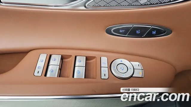 Genesis GV70 — Фото автомобиля 29