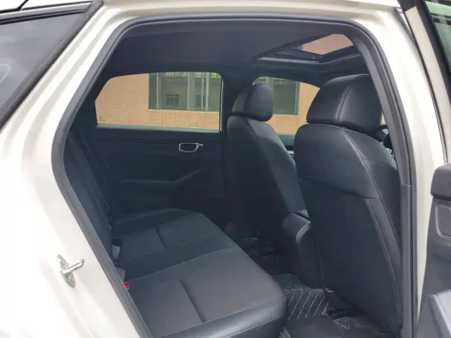 Honda Civic — Фото автомобиля 12