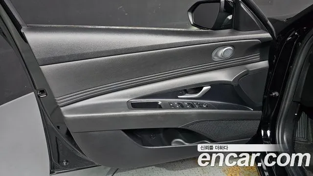 Hyundai AVANTE Новый Avante (CN7) — Фото автомобиля 24