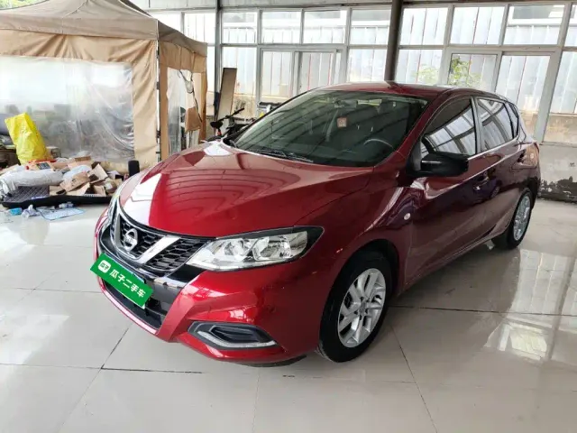 Фотография автомобиля — Nissan Tiida