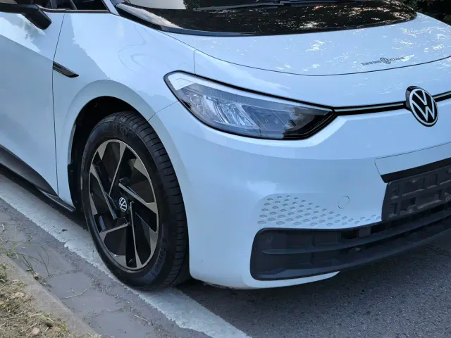 Volkswagen ID.3 — Фото автомобиля 15