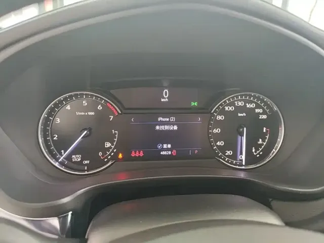 Cadillac XT4 — Фото автомобиля 11