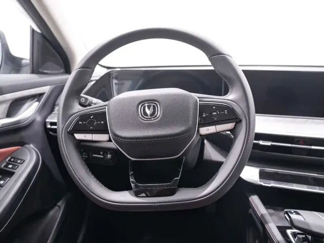 Changan Eado — Фото автомобиля 17