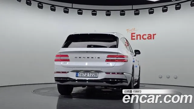 Genesis GV80 — Фото автомобиля 3